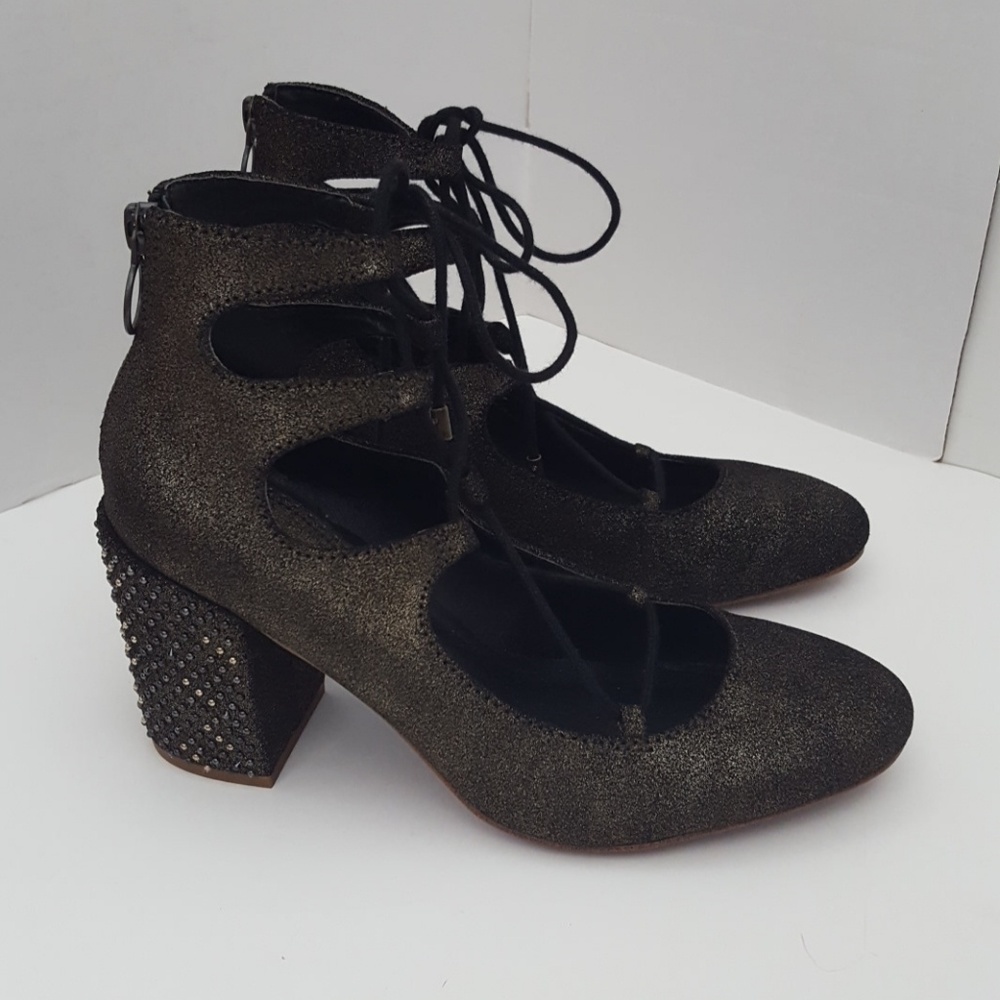 Latigo Kamila bronze metallic suede pumps sz 7.5M